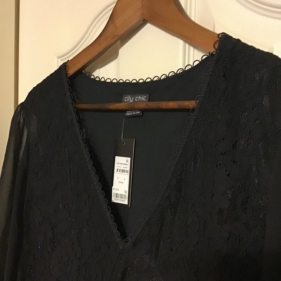 City Chic High Born Lace Top - Picture 1 of 8